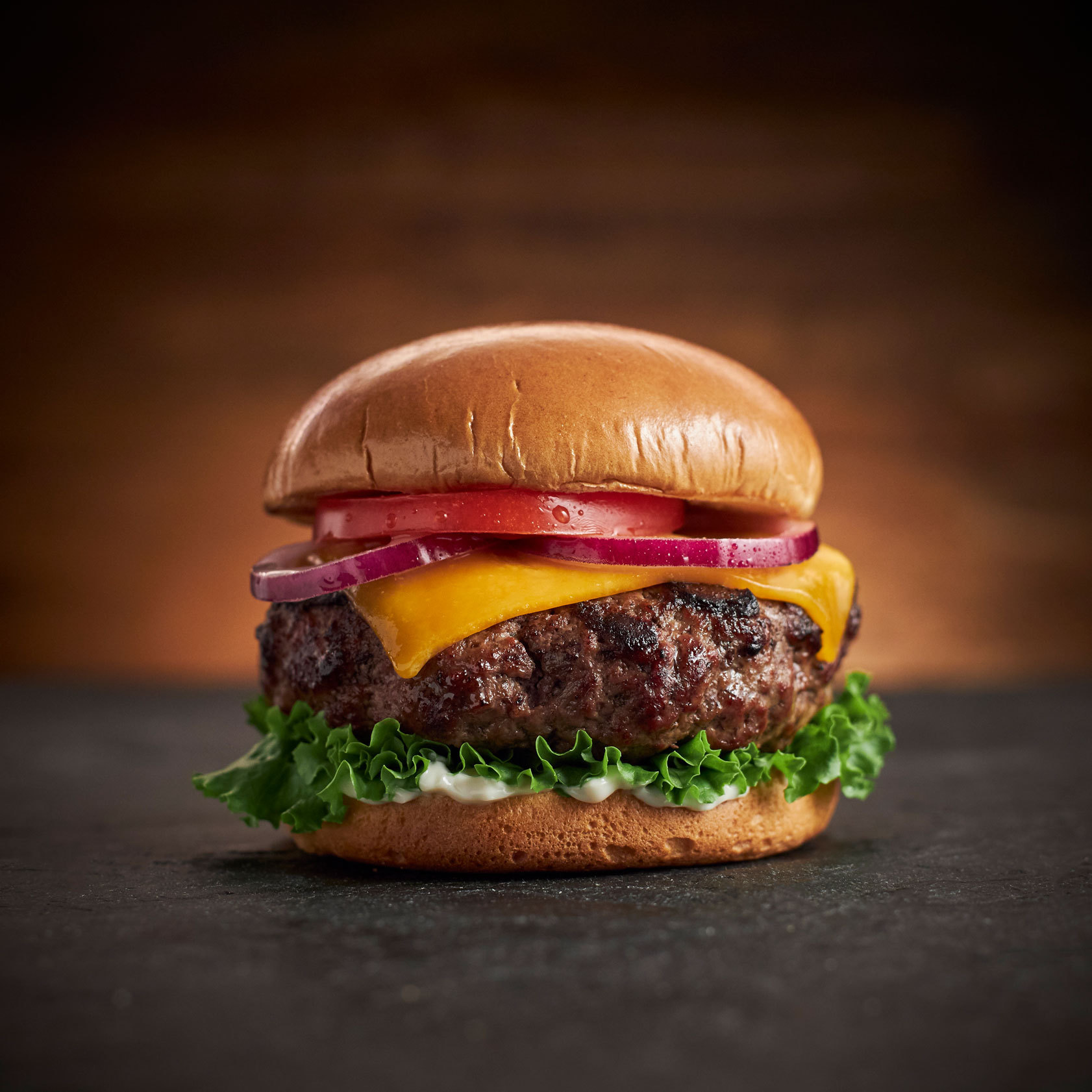Burger se sýrem — originální fotografie receptu Weber
