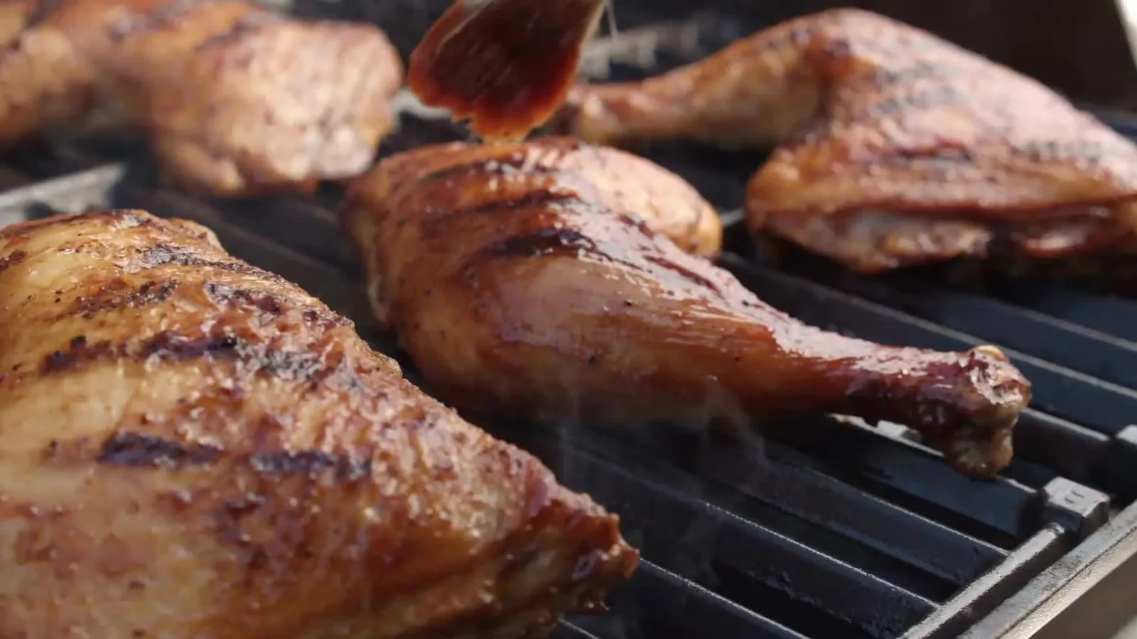 Inspirace pro burger připravený na grilu